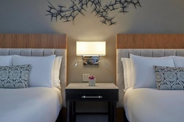 Loews Chicago Hotel image 22